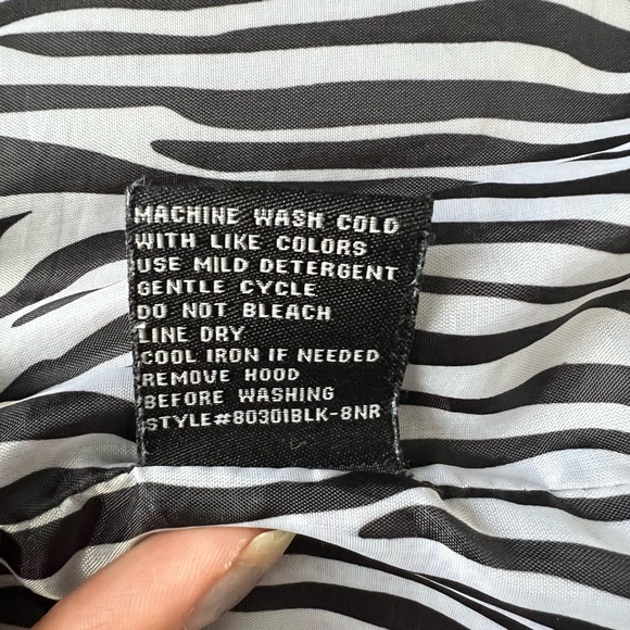 Dollhouse Women’s S Black Down Jacket - Picture 8 of 14